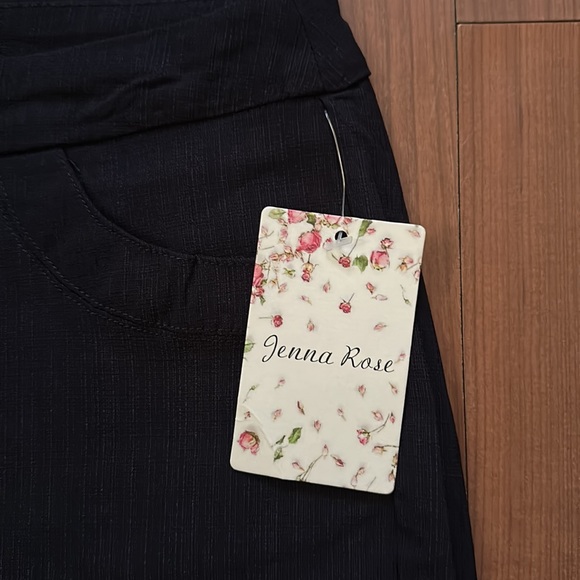 New short - Picture 2 of 5